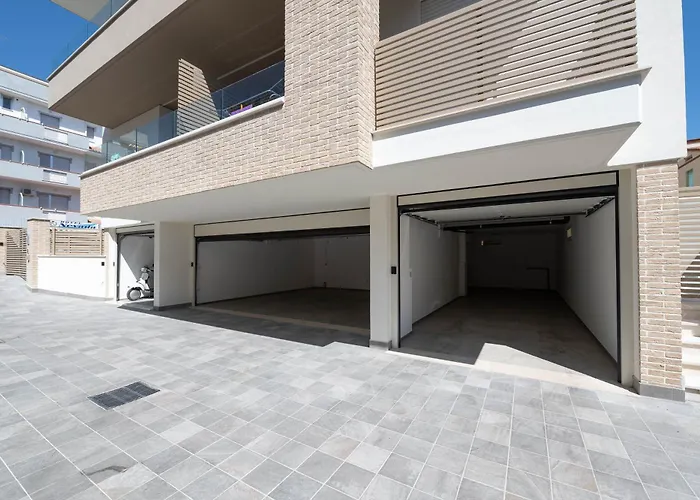 アパートホテル Leomare 4*