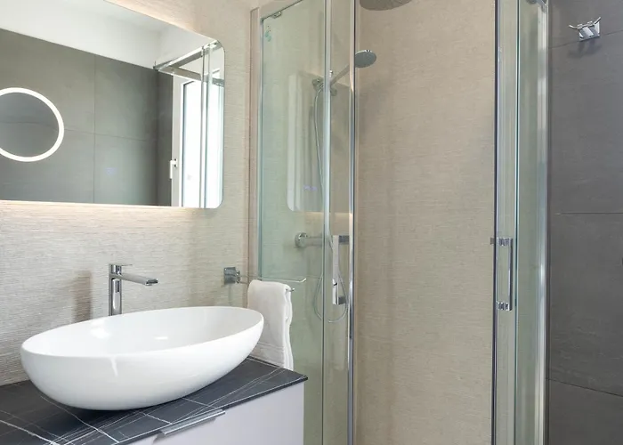 アパートホテル Leomare 4*