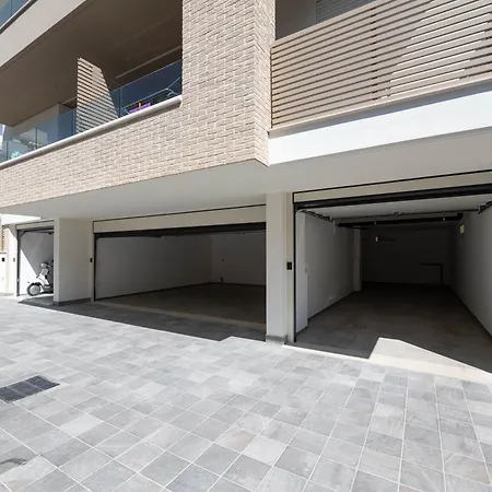 Aparthotel Leomare 4*