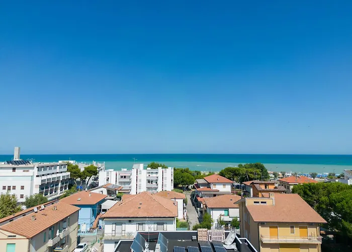 Leomare מלון דירות 4*