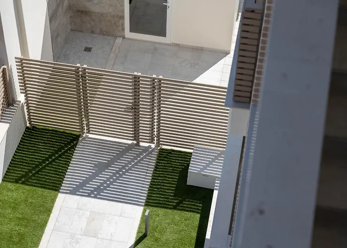 Leomare 4* מרטינסיקורו