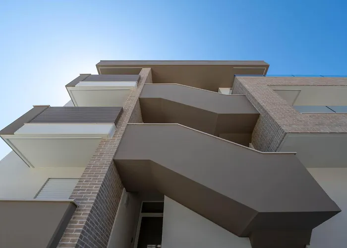 Leomare מלון דירות