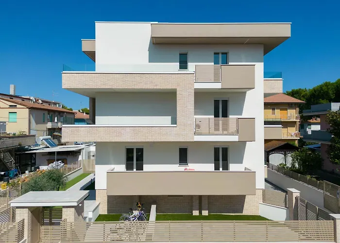 מלון דירות Leomare