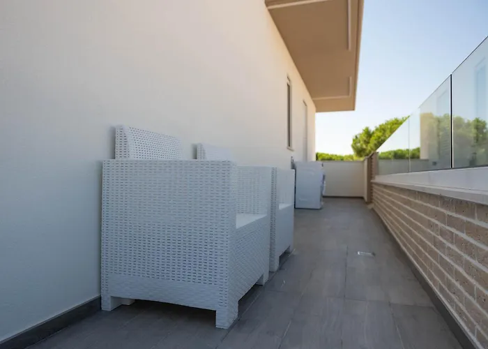 Leomare מלון דירות מרטינסיקורו